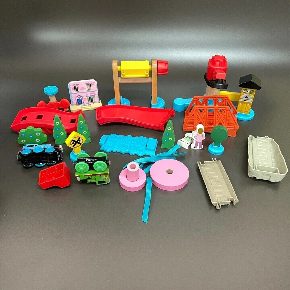 Learning Curve Brands Gullane Thomas Train Bridge Replacement Parts Pieces